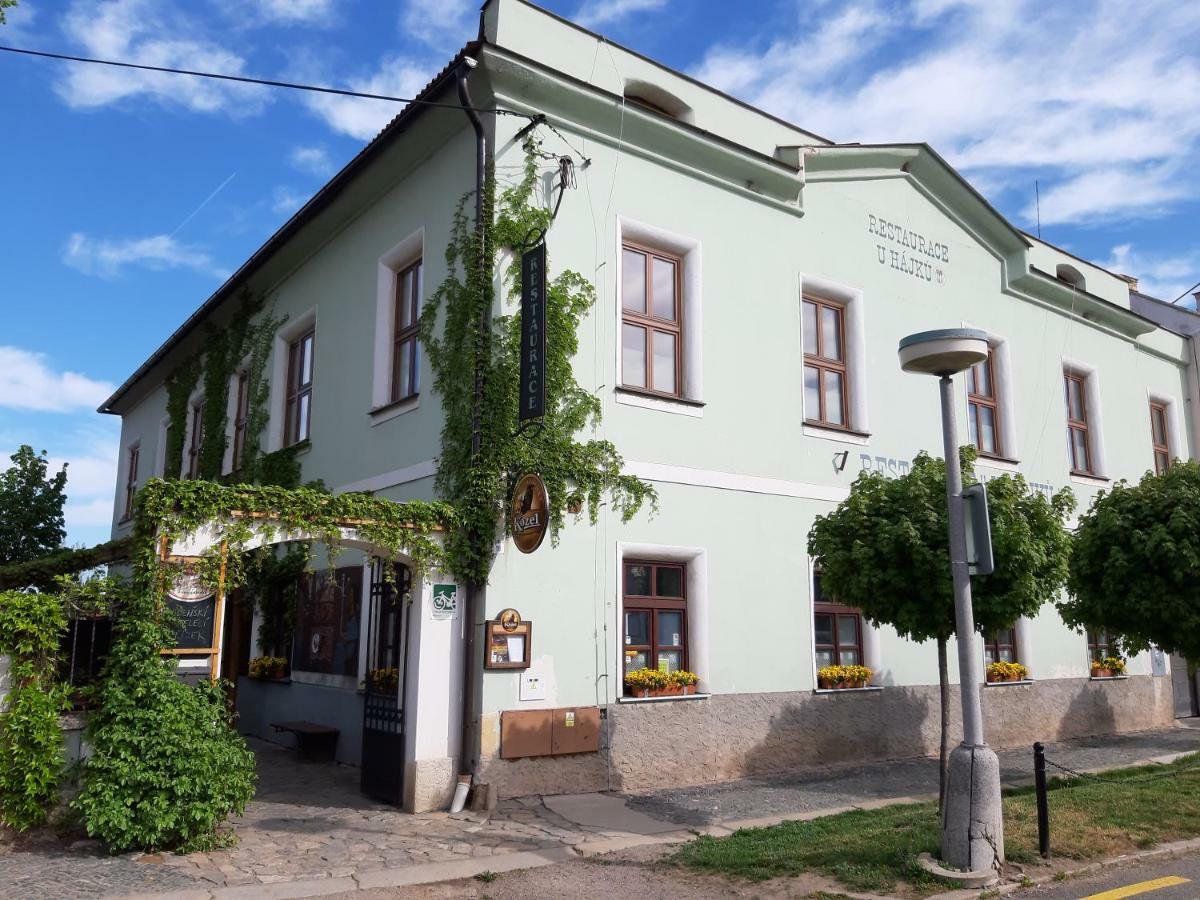 A Restaurace U Hajku