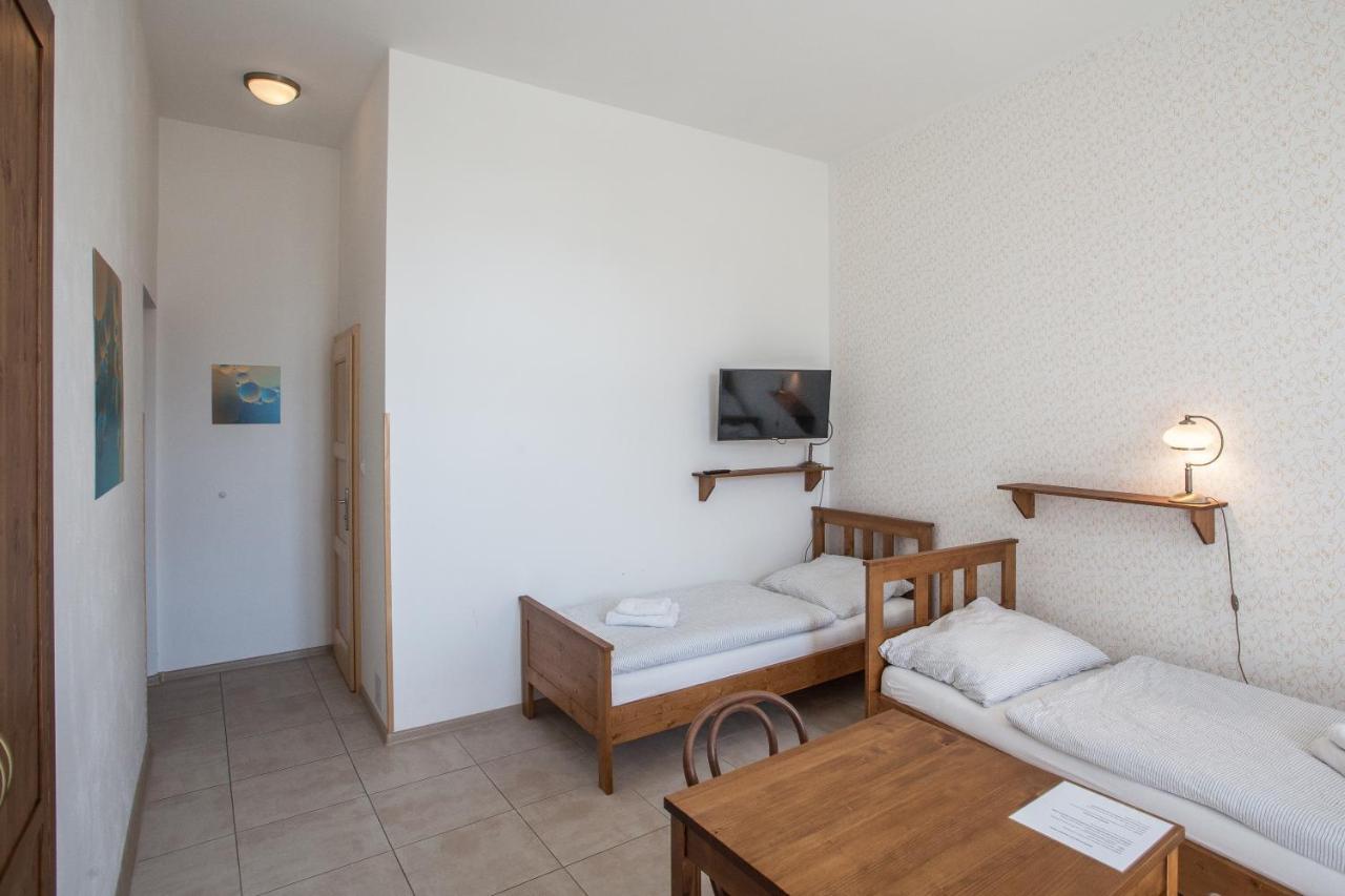 A Restaurace U Hajku Inn Nove Dvory (Central Bohemian)